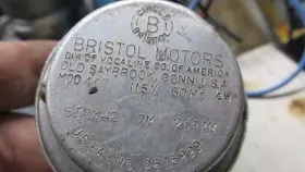 518x-2 Bristol Saybrook S1bx-2 Model 447 Motor 115v 25rpm 4 Watt New Old Stock