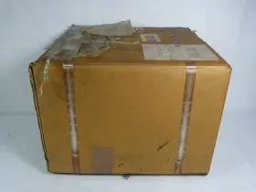 Hc-sf202w2 Mitsubishi Servo Motor 2000rpm 2kw C/w Osa104s2 Encoder New