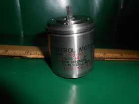 5205-03 Sunbeam Splined Shaft Motor New Old Stock
