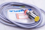 Turck BI5-M18-AZ3X 43104 Inductive Sensor Original Packaging, New Neu. Price: $137.61.